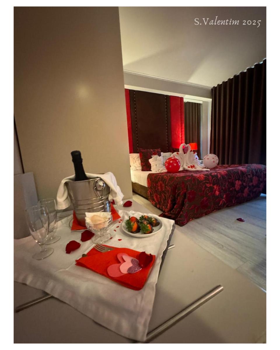Uma cama ou camas num quarto em Hotel de Ilhavo Plaza & Spa