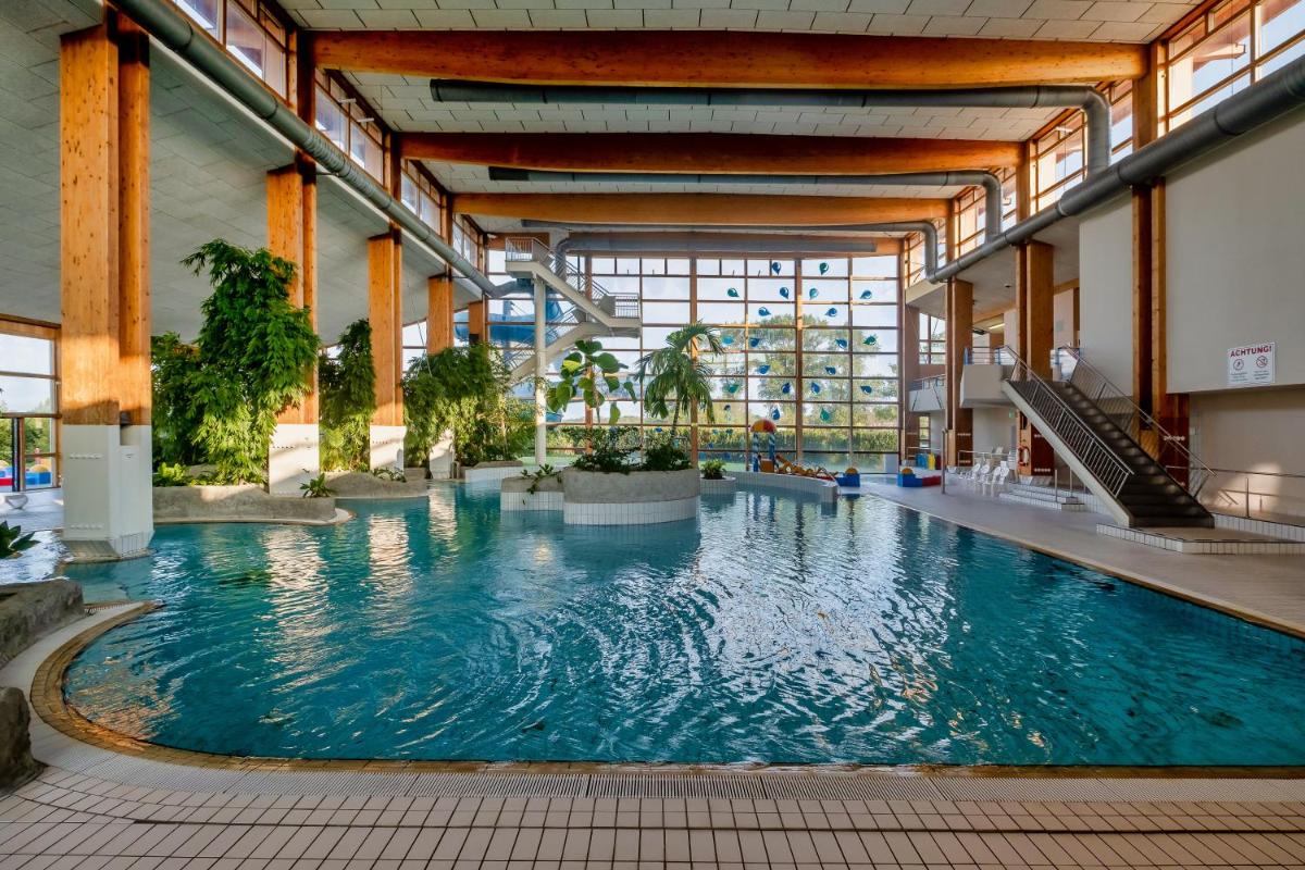 Sunday Resort Rügen - Hotel & SPLASH Erlebniswelt - Housity
