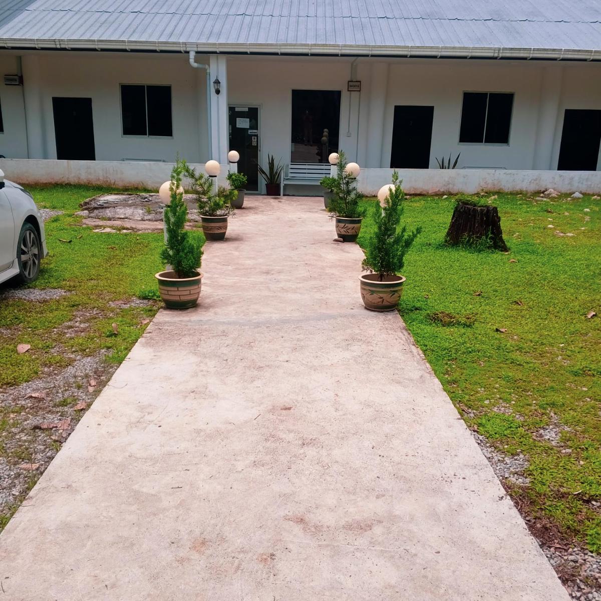 Sukau tomanggong view bed & breakfast - Housity