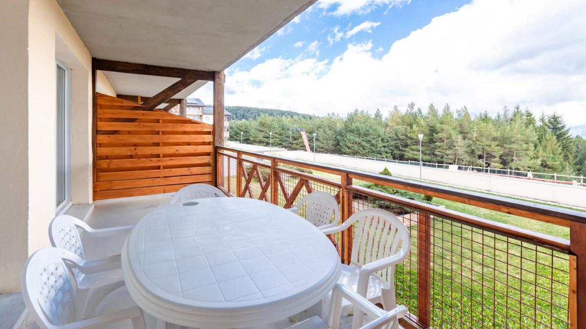 Balcon ou terrasse dans l'établissement Vacancéole - Appart'Vacances Pyrénées 2000