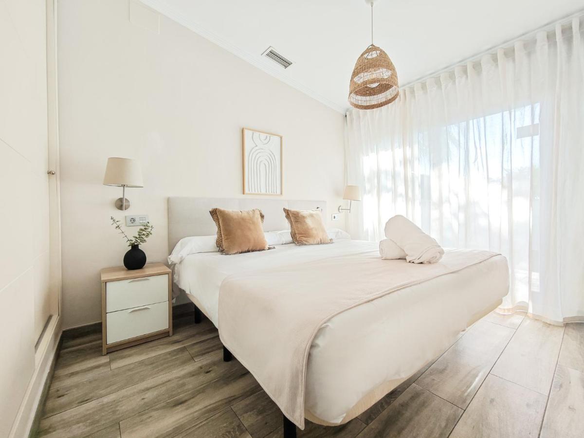 AZZ Sevilla Torre de la Plata Apartamentos - Housity
