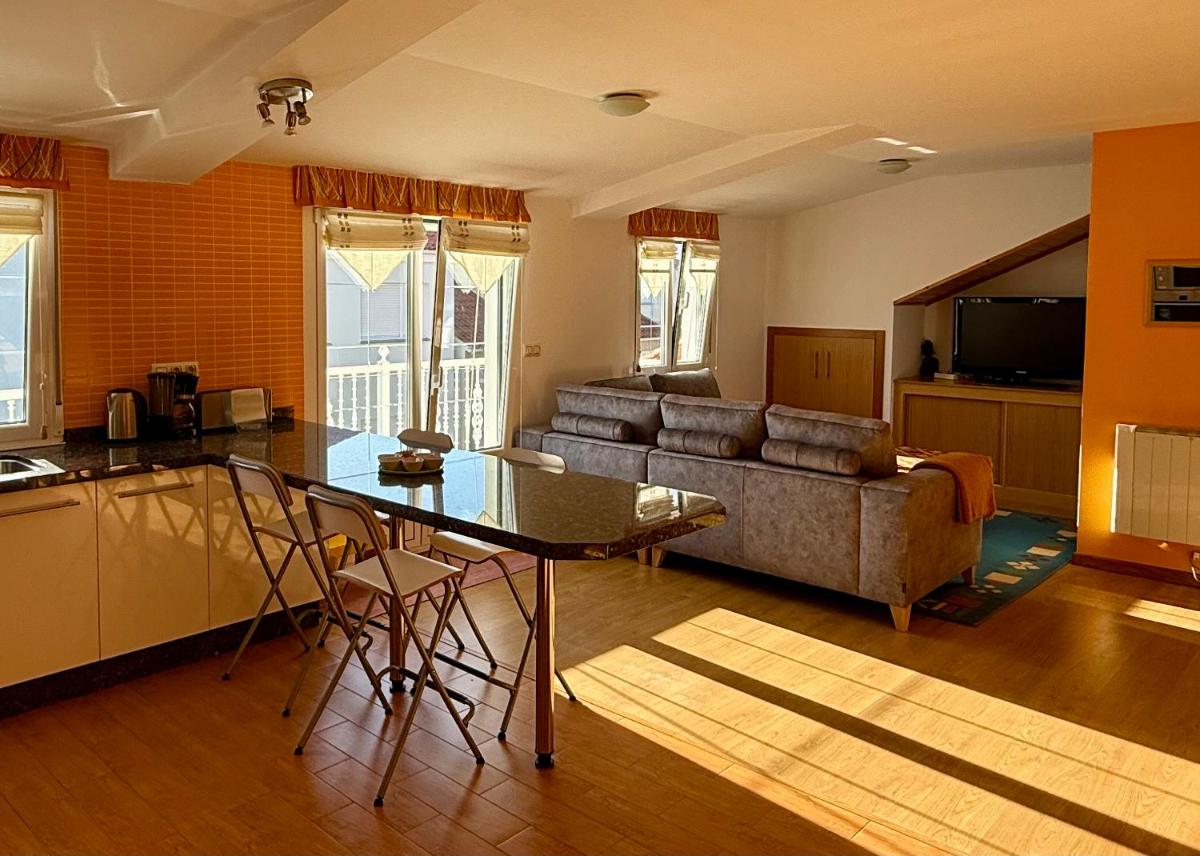 Ático nuevo en playa de Laxe - Housity