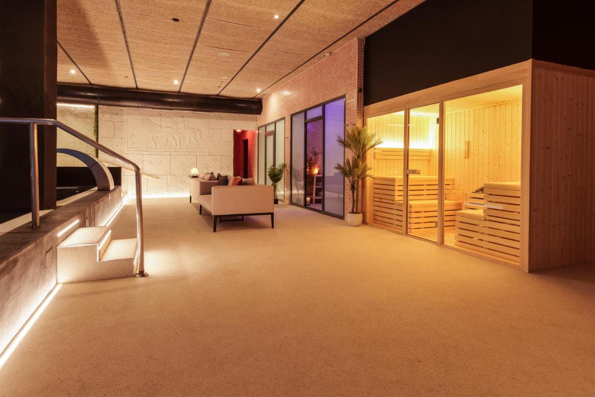 Zona de estar de AZZ Valencia Congress Hotel & Spa
