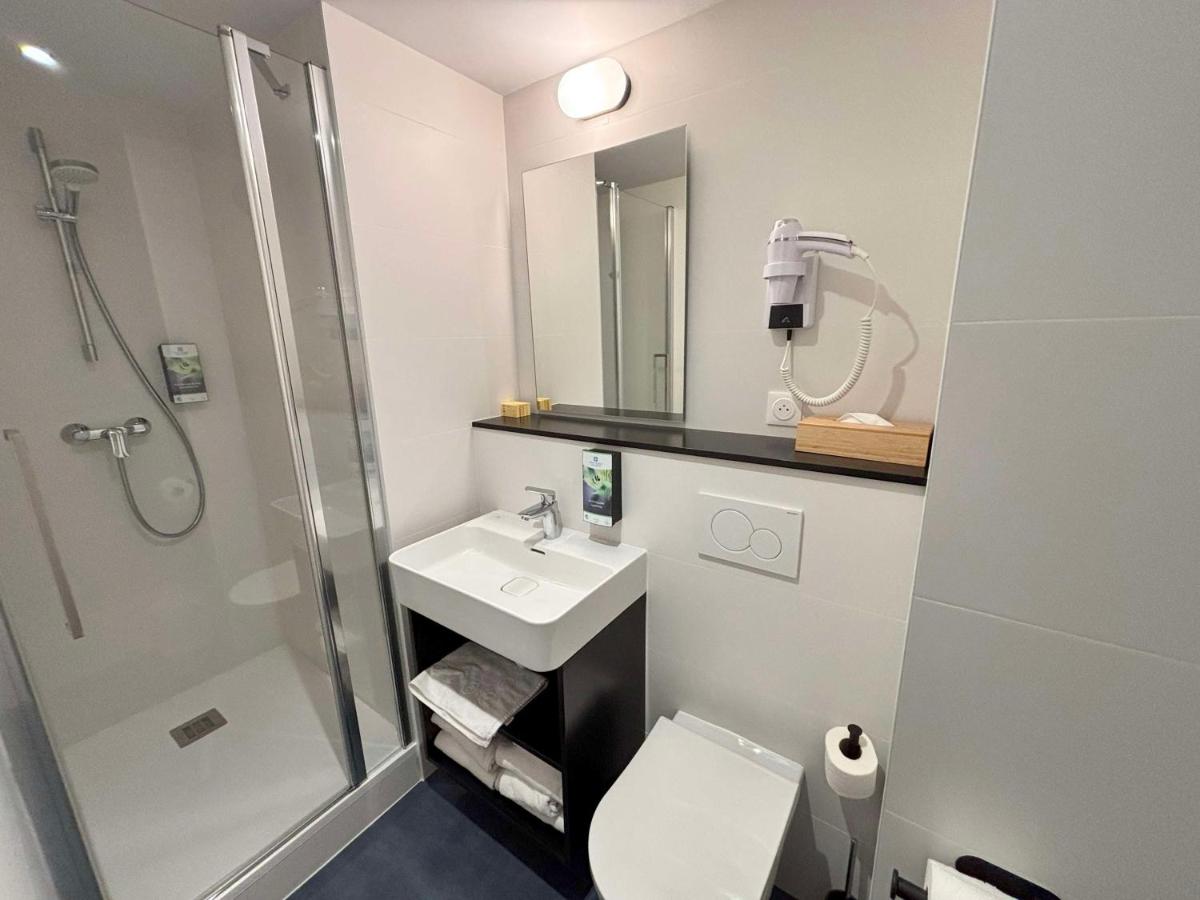 Salle de bains dans l'établissement Sure Hotel by Best Western Annecy