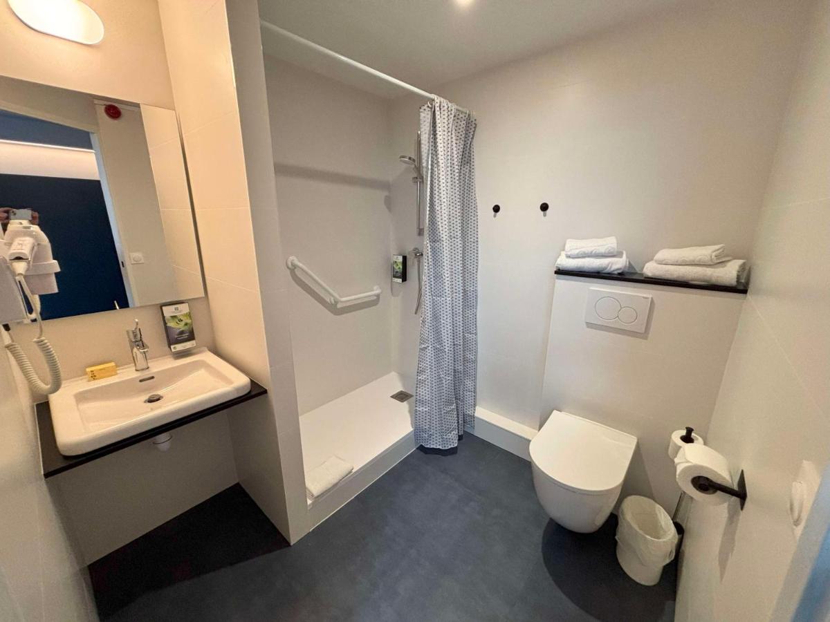Salle de bains dans l'établissement Sure Hotel by Best Western Annecy