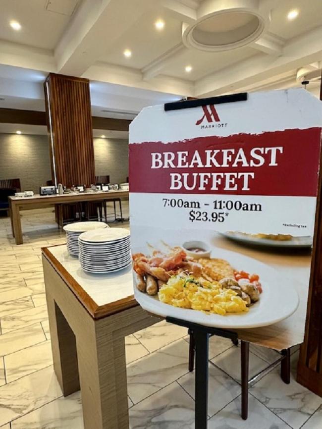 Marriott Jacksonville - Housity