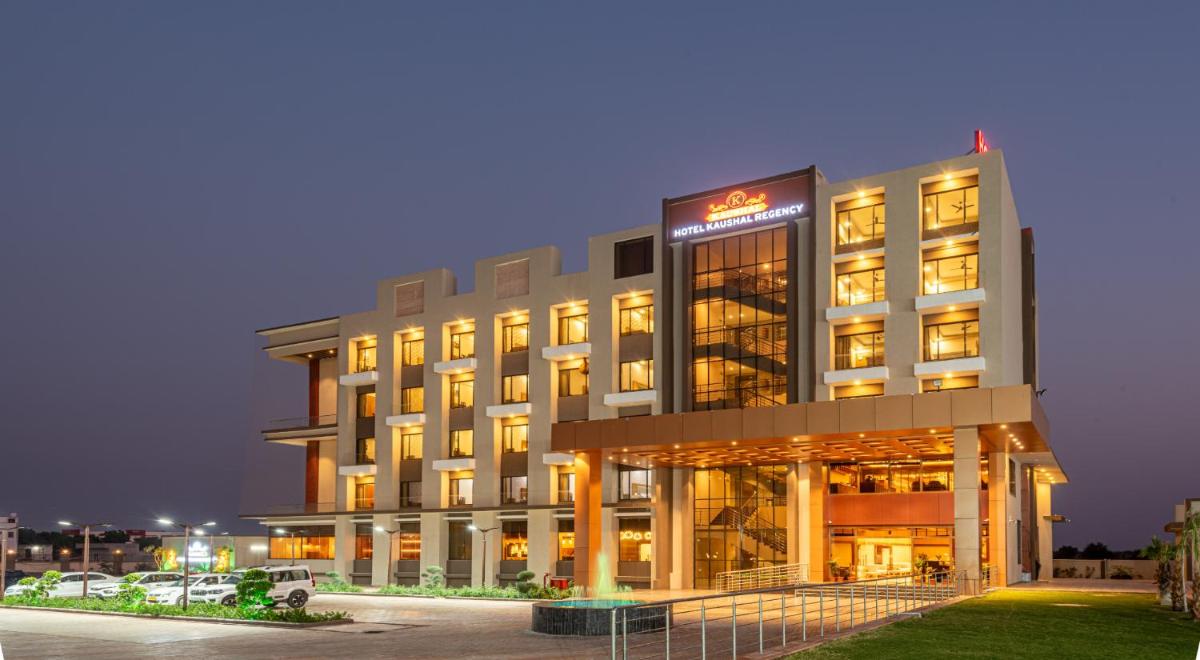 Hotel Kaushal Regency - Housity