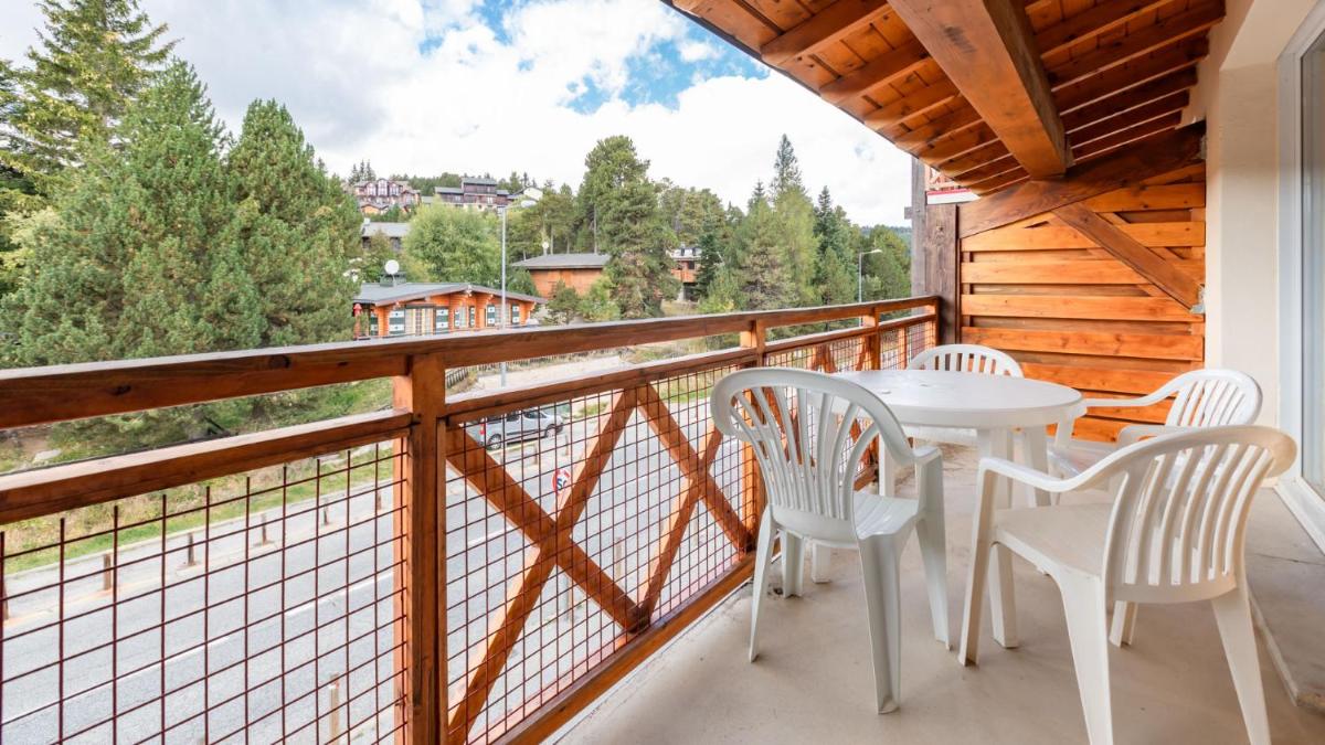 Balcon ou terrasse dans l'établissement Vacancéole - Appart'Vacances Pyrénées 2000