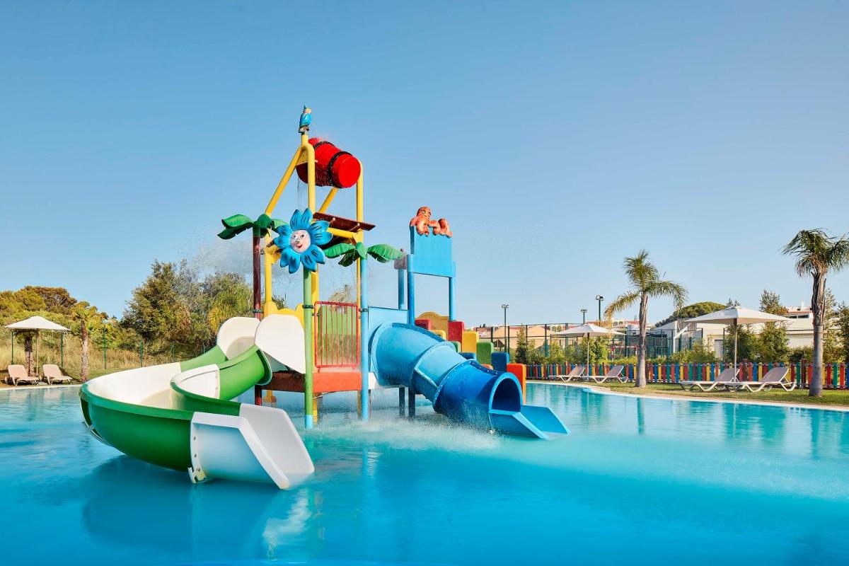 A piscina em ou perto de Tivoli Alvor Algarve - All Inclusive Resort
