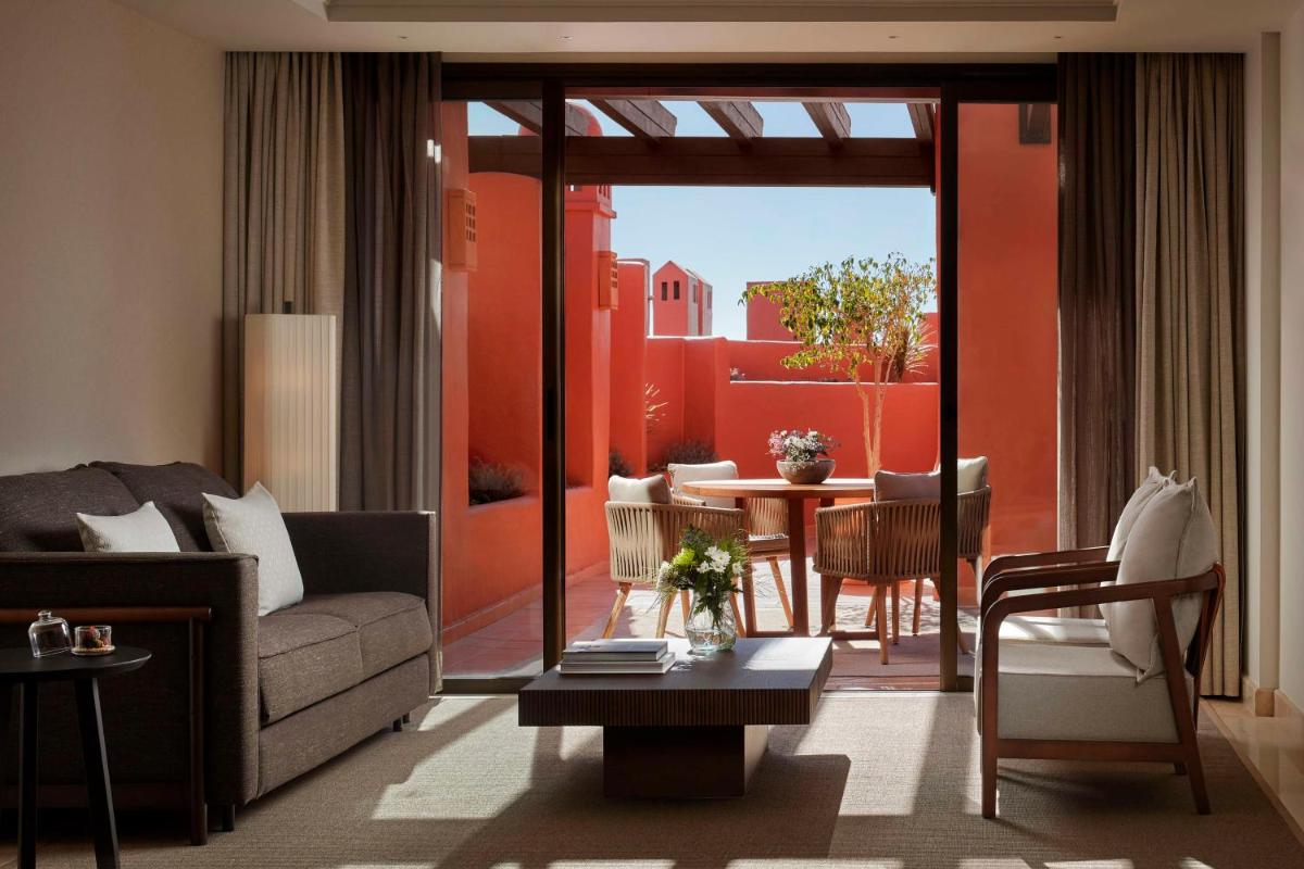 Zona de estar de Tivoli La Caleta Resort