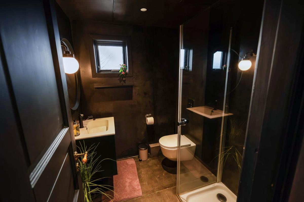 Cozy cabin near golden circle with panoramic views - Housity