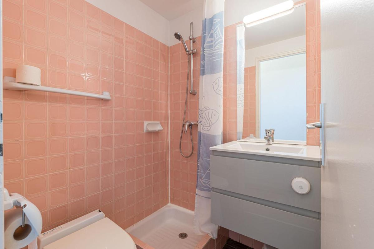 Salle de bains dans l'établissement TERNELIA Le Vent Du Large