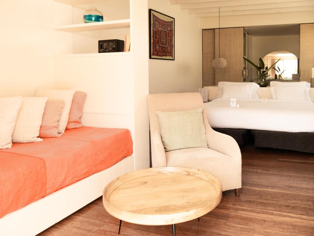 Cama o camas de una habitación en Hostal Empúries