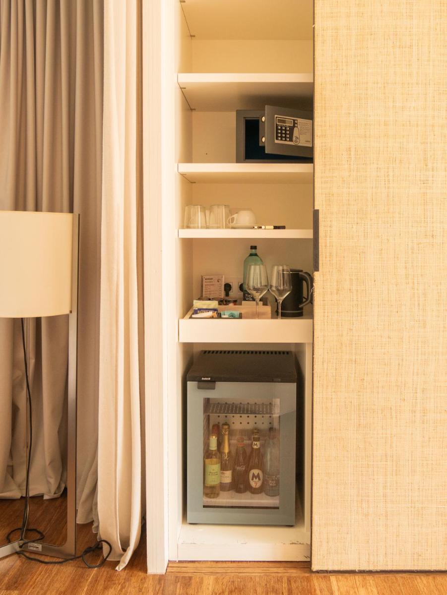 Una cocina o zona de cocina en Hostal Empúries