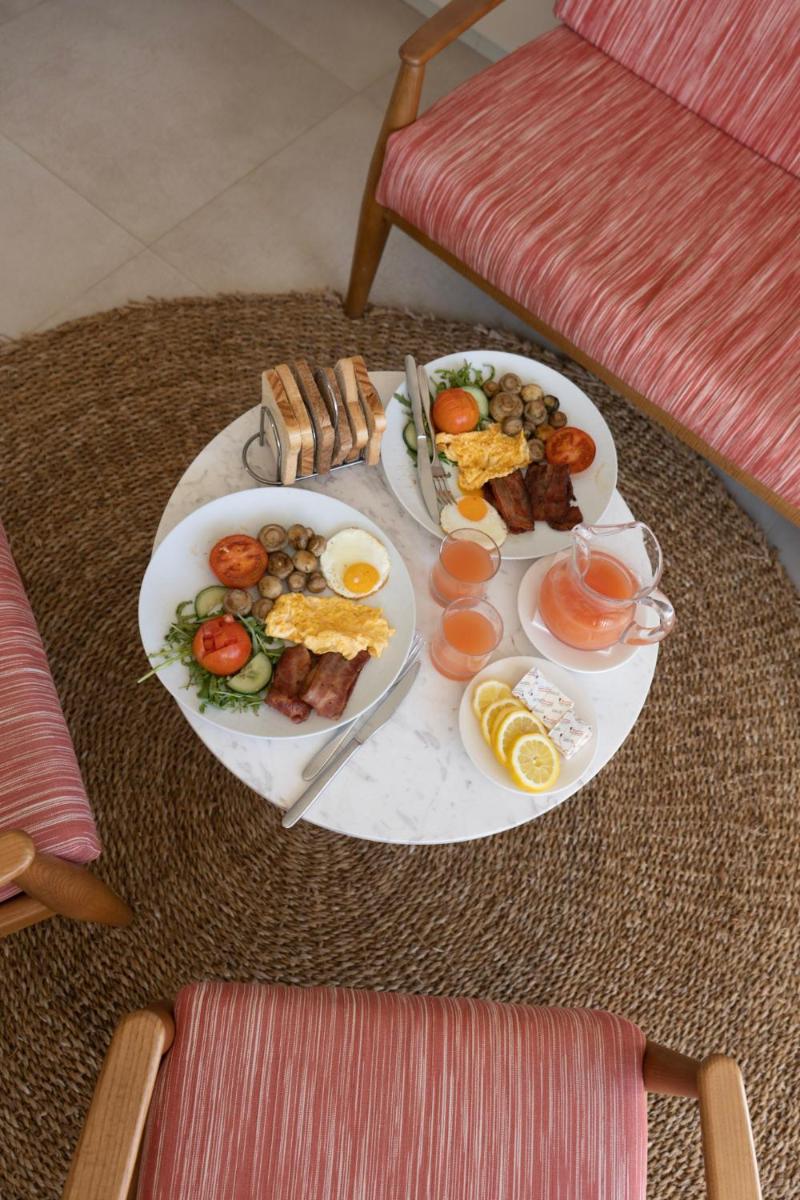 Comida en o cerca de este hotel