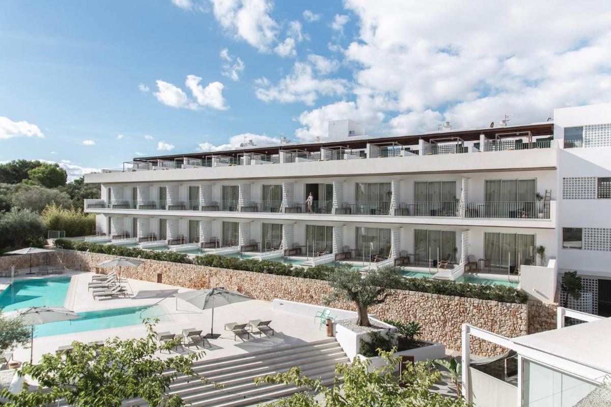 Piscina en o cerca de Inturotel Cala Esmeralda Beach Hotel & Spa - Adults Only