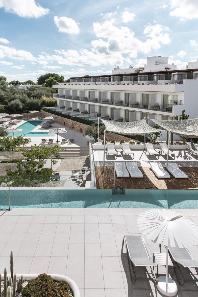 Piscina en o cerca de Inturotel Cala Esmeralda Beach Hotel & Spa - Adults Only