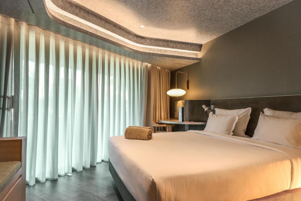 Uma cama ou camas num quarto em The Views Oasis