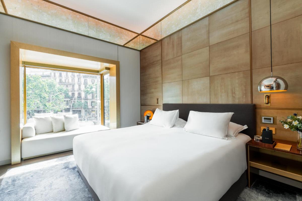 Cama o camas de una habitación en Almanac Barcelona