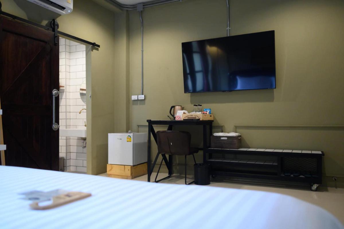 Dream Factory Hotel - Housity
