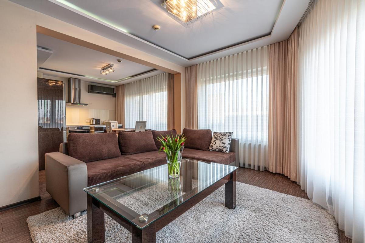 Hotel Soray - Housity