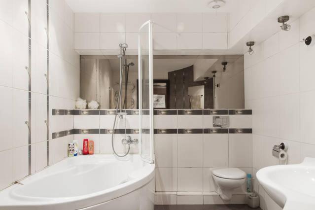 Opera House Apartments - Housity
