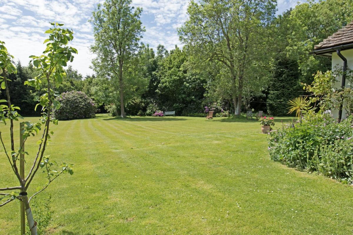 Woodacre B & B - Housity