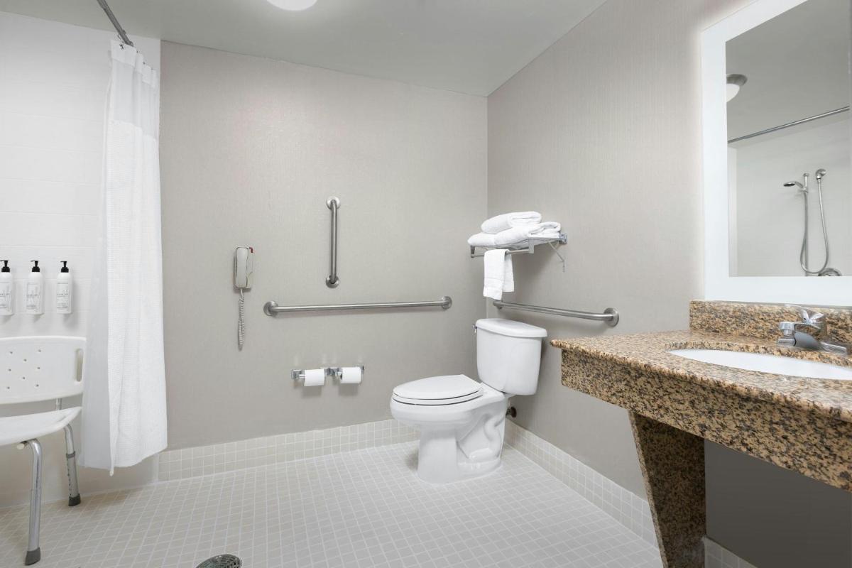 SpringHill Suites Boston Peabody - Housity