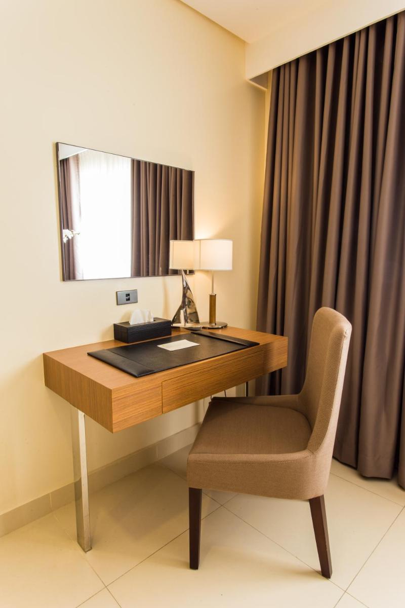 Royce Hotel & Casino - Housity