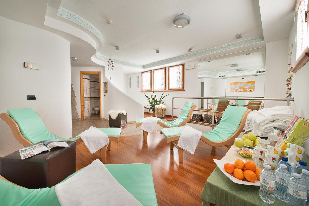 Hotel Posta - Housity
