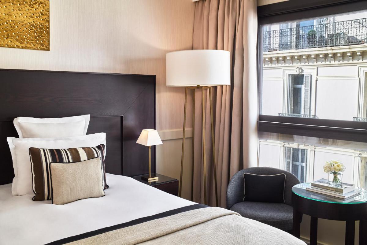 Un ou plusieurs lits dans un hébergement de l'établissement Hôtel Barrière Le Gray d'Albion
