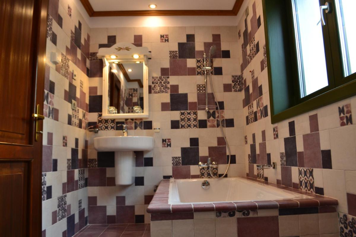 Casa Comana Boutique Hotel - Housity