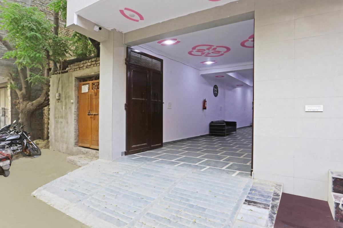 Le Hayat Residency I Couple Friendly I Malliankaranai Road - Housity