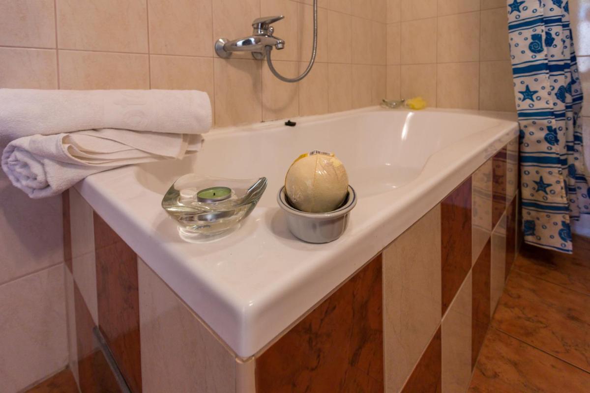 Apartments Dora - Housity