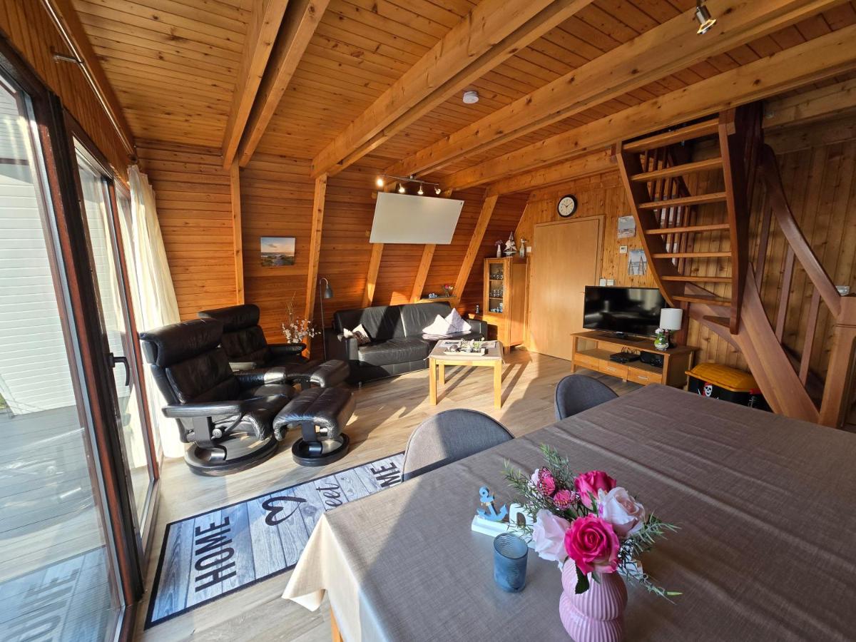 Haus Blume - Housity