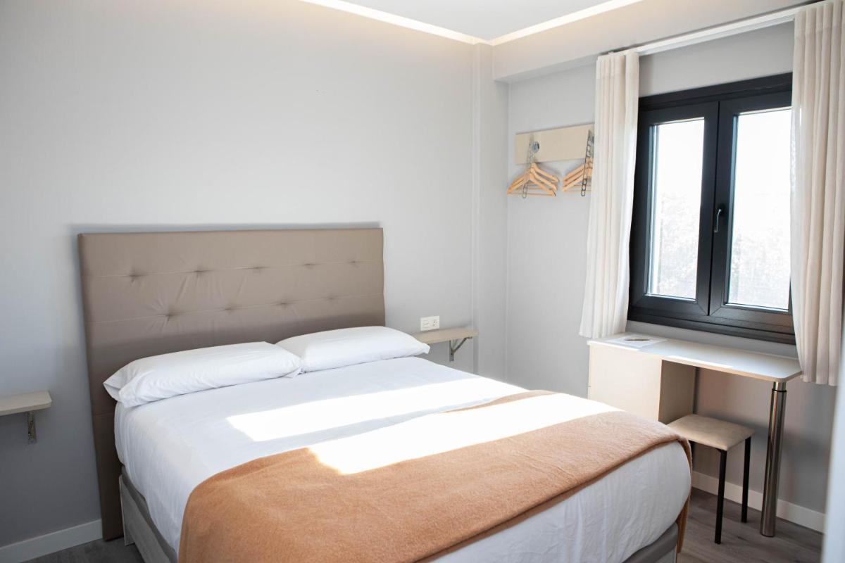 Hostal Rosario Galindo - Housity