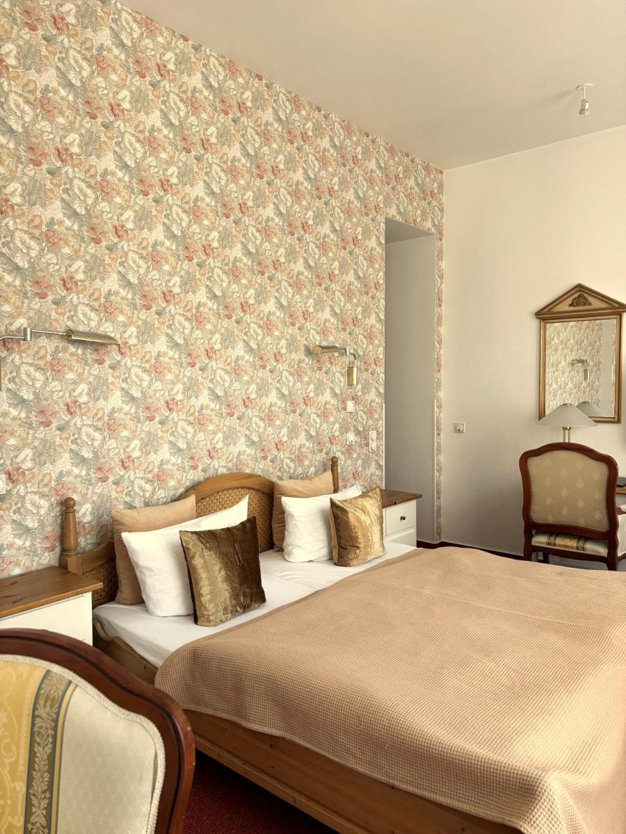 Hotel Villa Hentzel - Housity