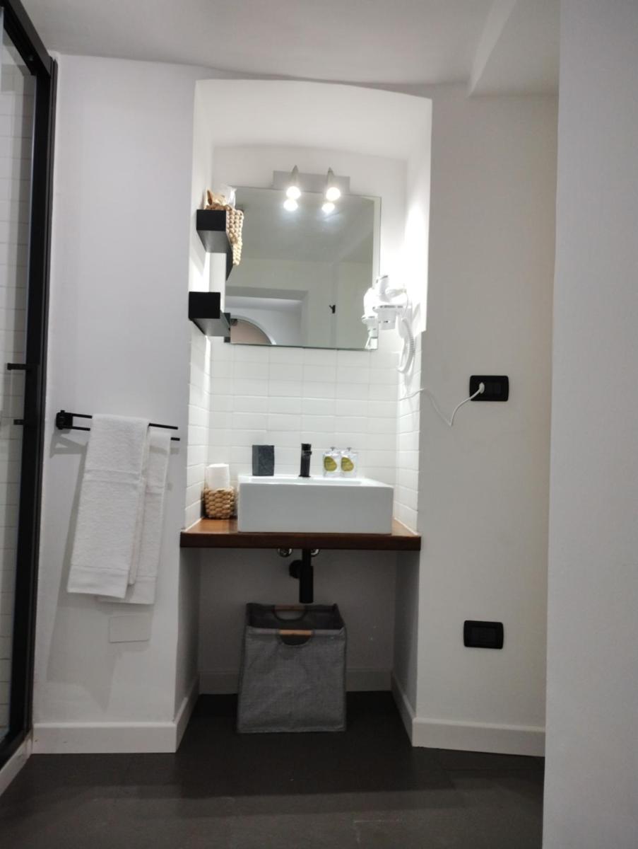 Palazzo Cusani Charming Rooms - Housity