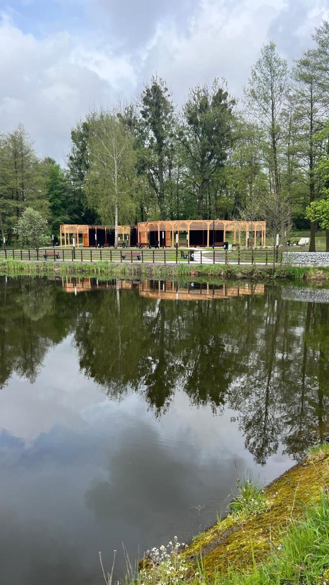 Camping Camp Fish, parcele kempingowe z własnym namiotem, przyczepą lub kamperem - Housity