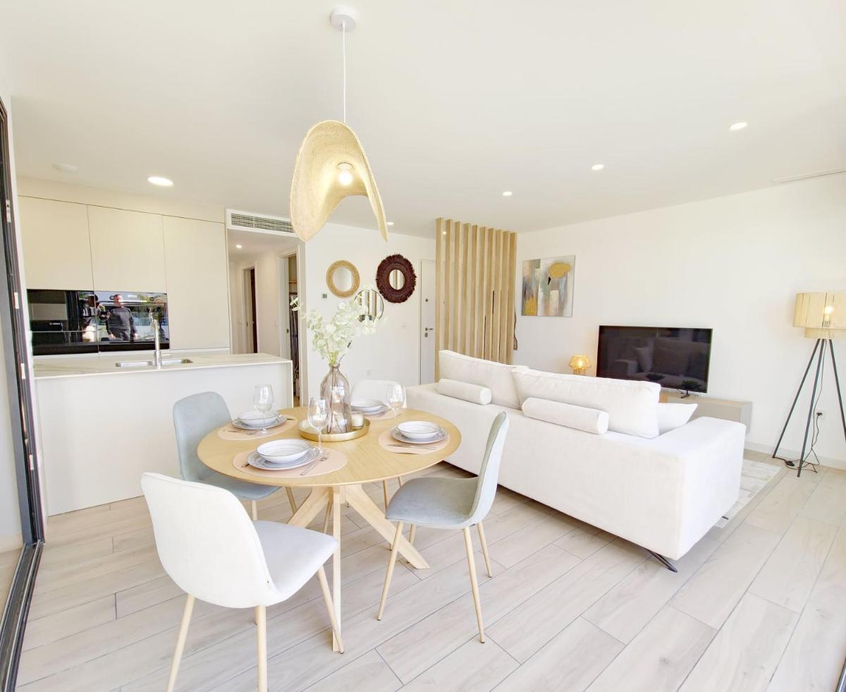 Penthouse with Solarium Santa Rosalia Lake & Life Resort, Los Alcazares 45 - Housity