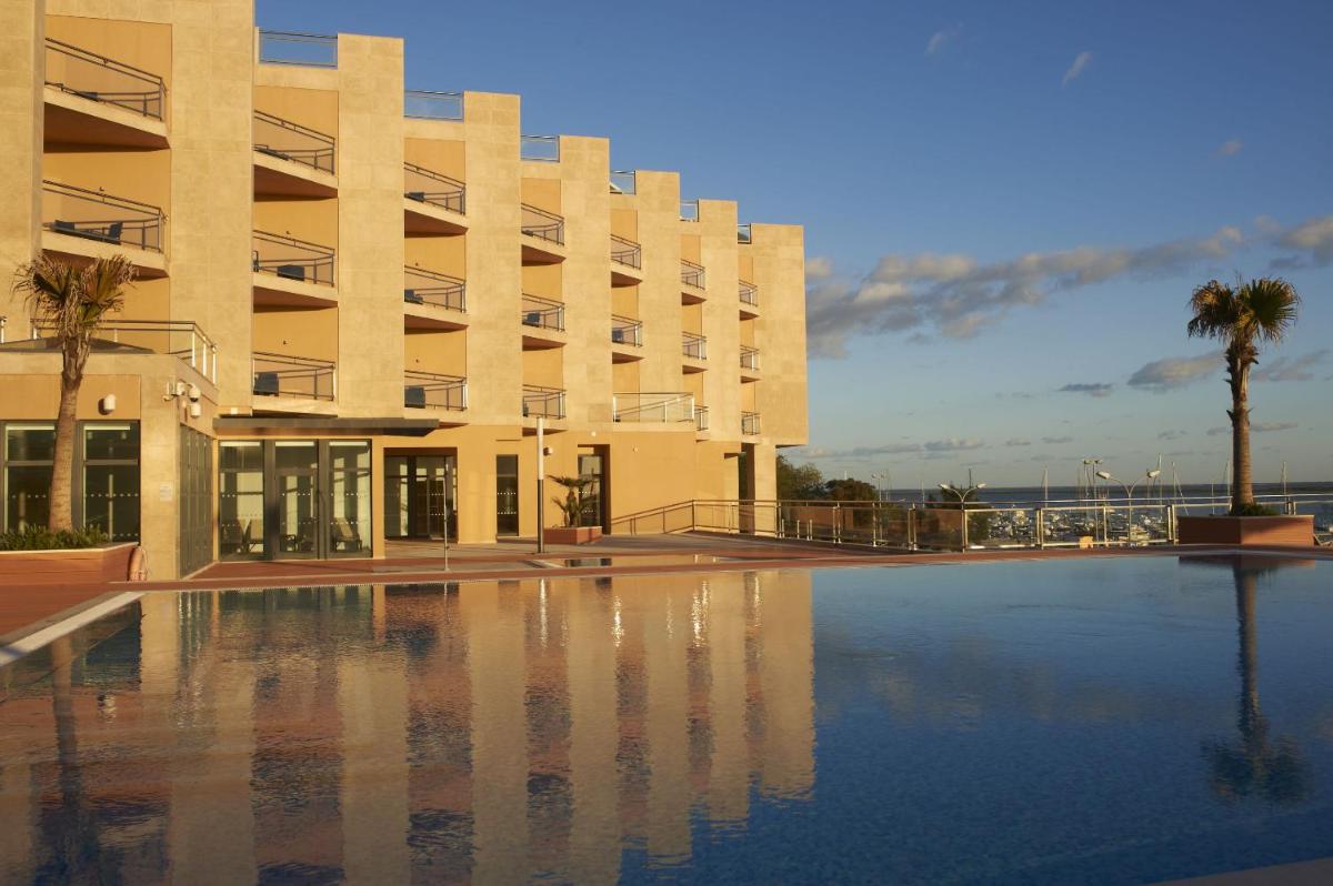 A piscina em ou perto de Real Marina Hotel & Spa