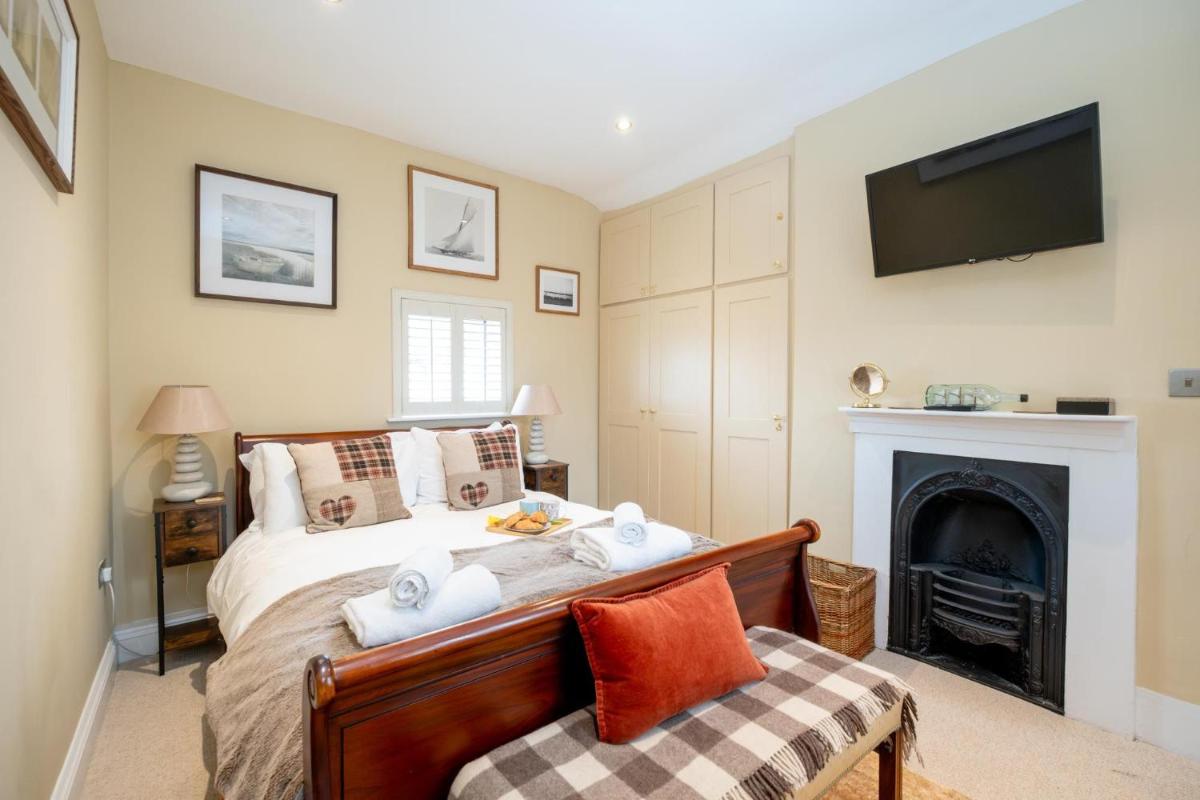 Pebble Cottage - 6 Victoria Rd - Aldeburgh Coastal Cottages - Housity