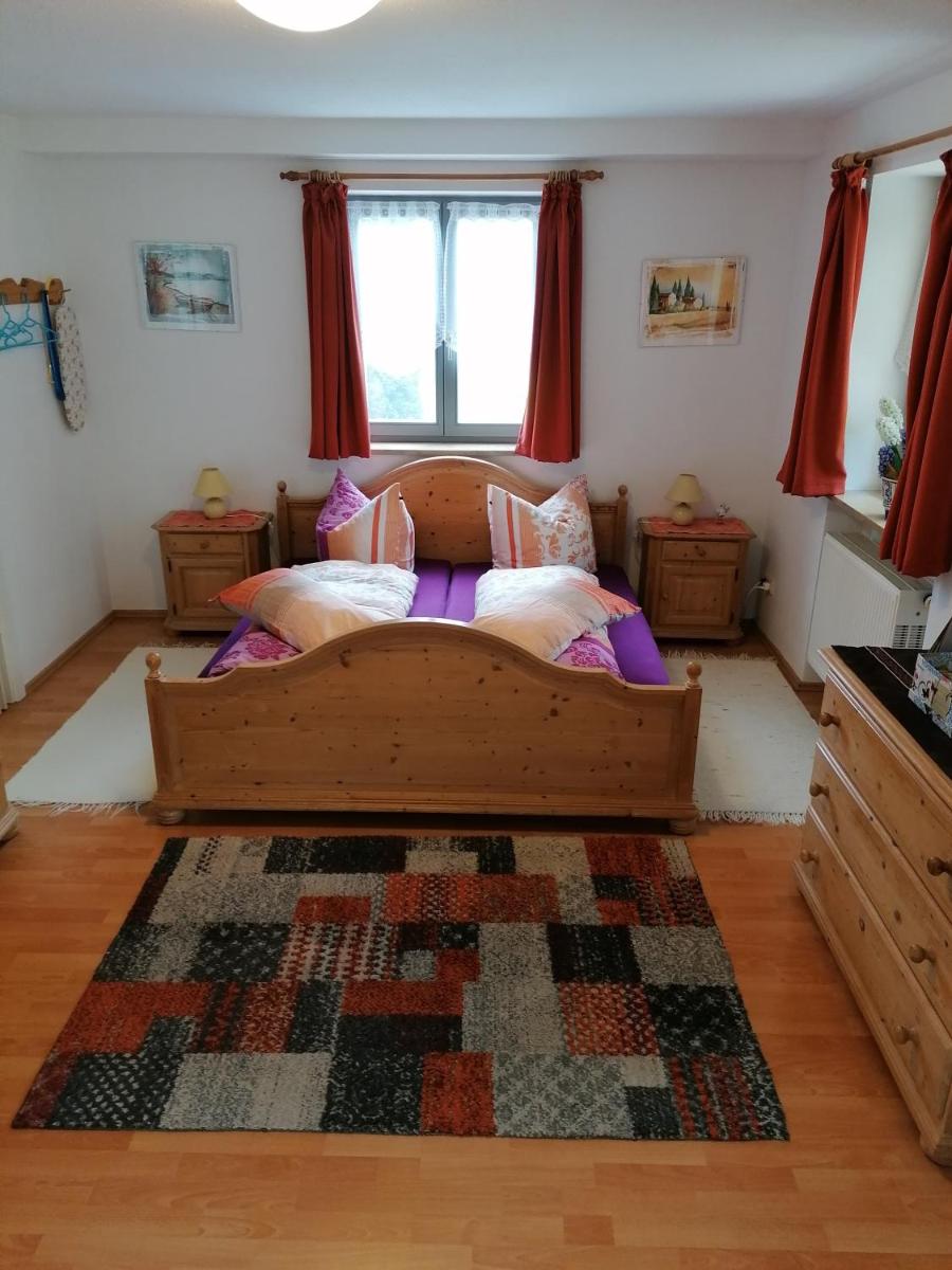 Ferienwohnung Perschl - Housity