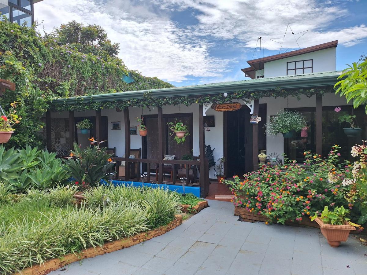 Casa Irazu - Housity
