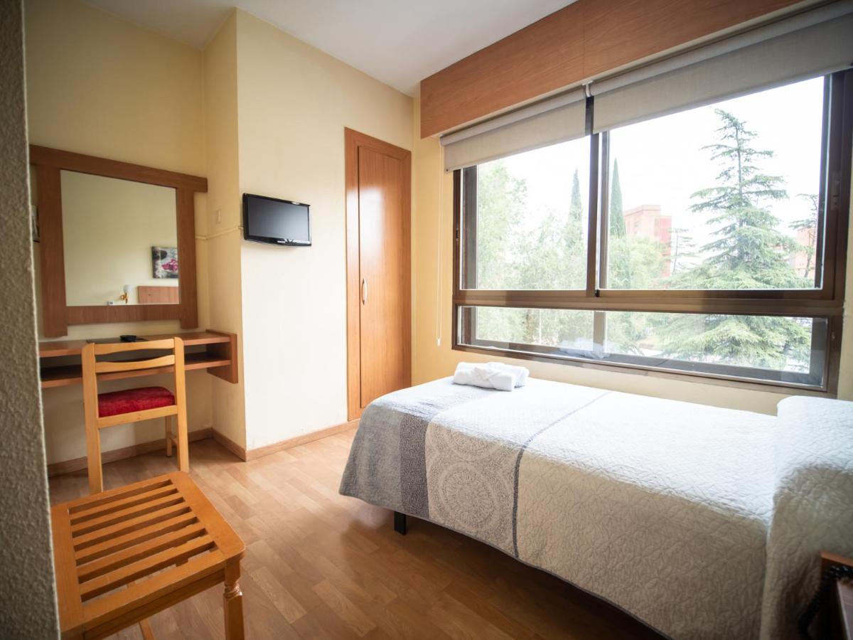 Hotel Castilla - Housity