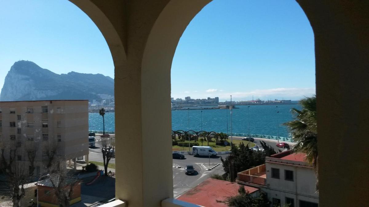 AC Hotel La Línea by Marriott - Housity