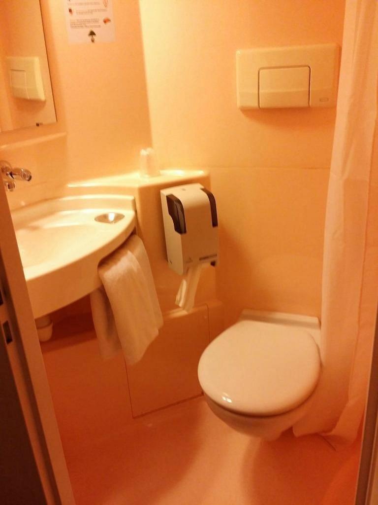 HOTEL Eco Green - Housity