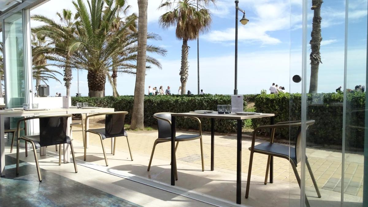 Un balcón o terraza de Hotel Neptuno Playa & Spa