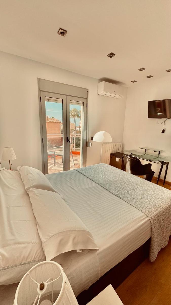 Red House Bed & breakfast - Housity