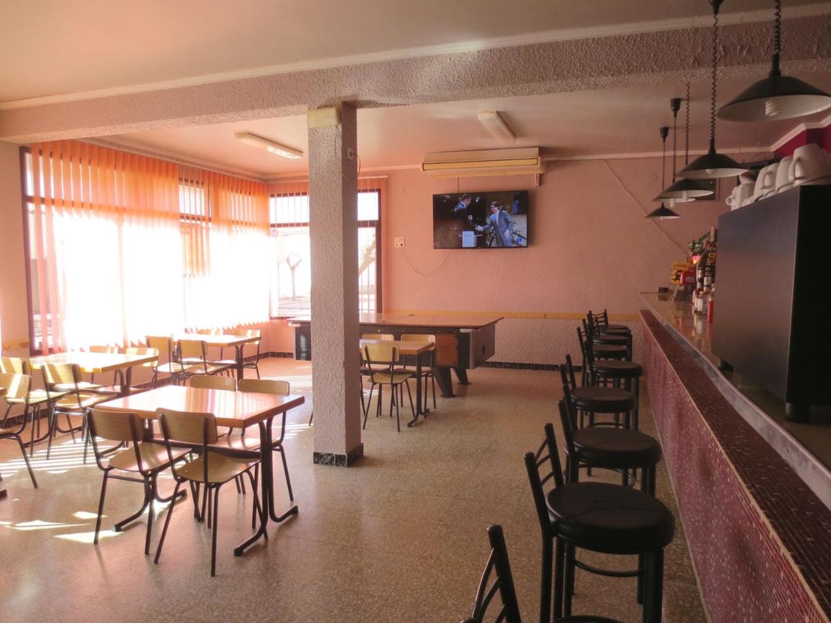 Hostal Roca - Housity